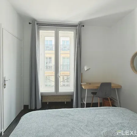 Appartamento Elegant 2-bedroom In The Heart Of Paris' 8th Arrondissement *
