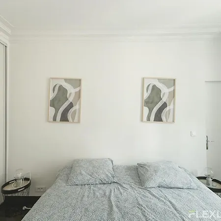 Appartamento Elegant 2-bedroom In The Heart Of Paris' 8th Arrondissement Parigi