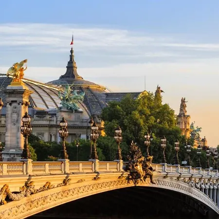 Appartamento Elegant 2-bedroom In The Heart Of Paris' 8th Arrondissement